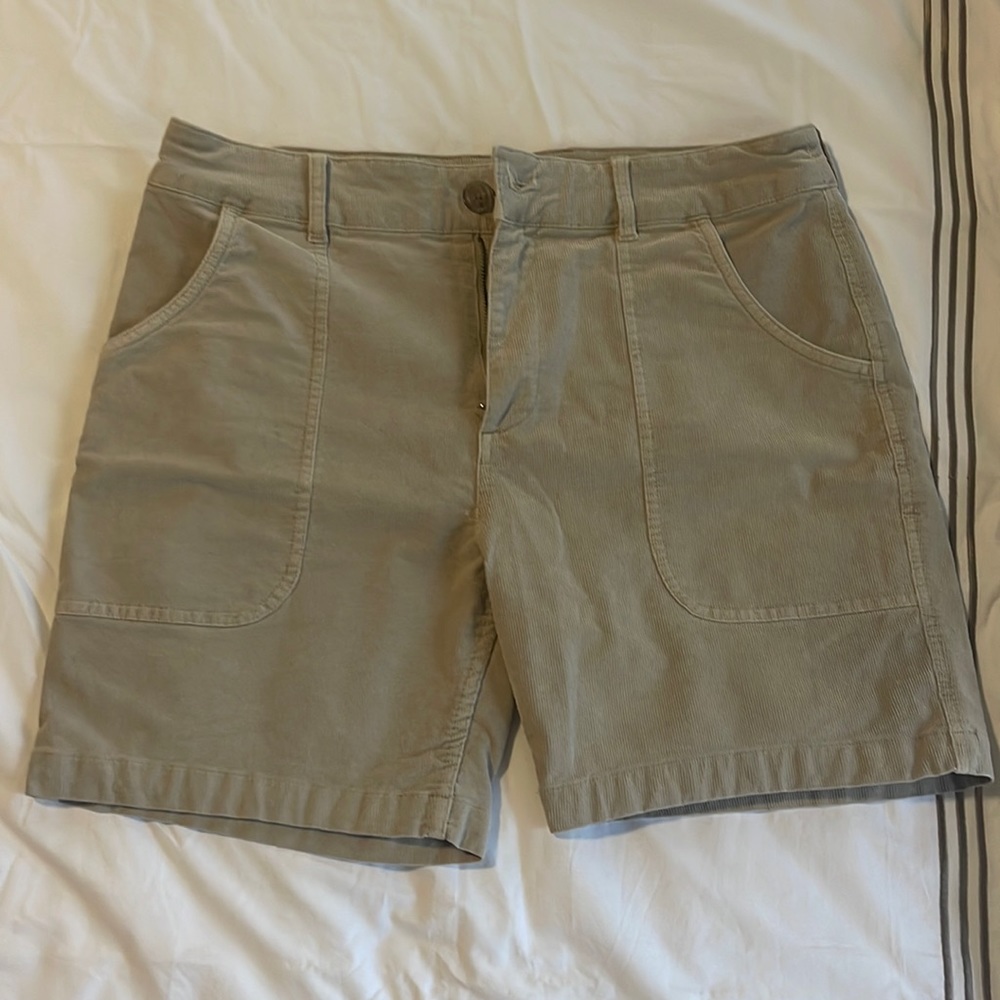 Marine layer men’s short (corduroy in light tan), size 32